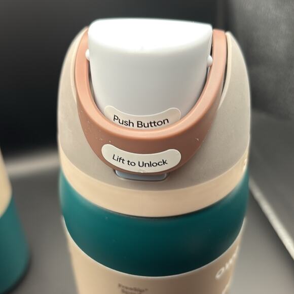 Owala FreeSip 32 oz Stainless Steel Water Bottle Serene Evergreen New - Picture 4 of 4